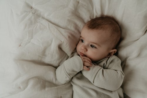 BODY D'EMMAILLOTAGE ET BONNET SNOOZEBABY 0-3 MOIS ORGANIC